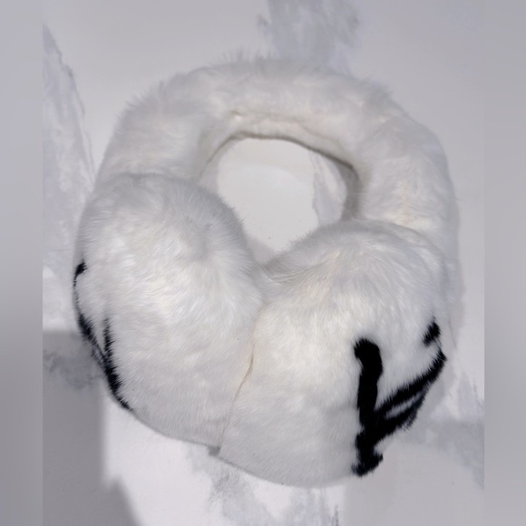 Ear cover white warm comfortable - NEW - Picture 2 of 3